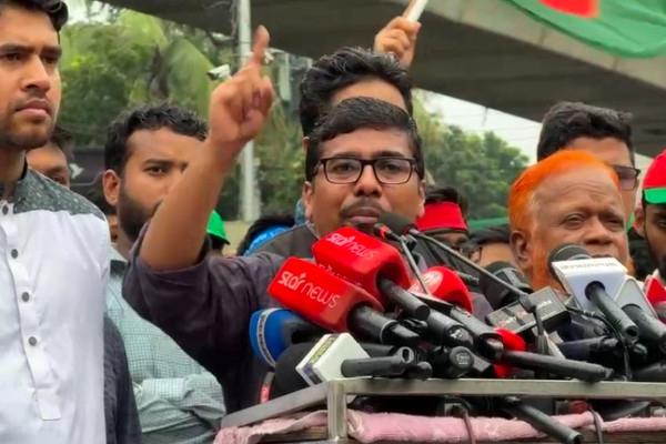 ‘প্রতিরোধ গড়ে তুললে ১০ মিনিটও টিকতে পারবে না’—ছাত্রদলকে হুঁশিয়ারি শিবির সভাপতি সাদ্দামের