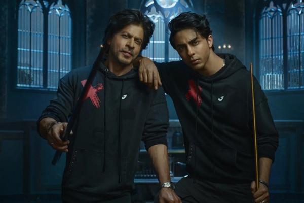 ছেলে তারকা হোক, চাইতেন না শাহরুখ খান!