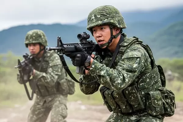 তাইওয়ানের কাছে ১১০০ কোটি ডলারের অস্ত্র বিক্রির ঘোষণা যুক্তরাষ্ট্রের