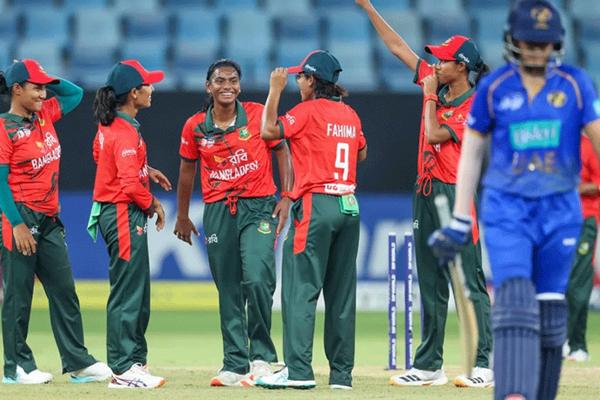 আমিরাতকে হারিয়ে নারী এশিয়া কাপের সেমিফাইনালে বাংলাদেশ, সামনে ভারত